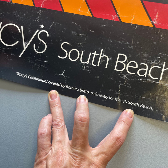 Romero Britto x Macy's South Beach Parade 2007 Paper Poster 24x36" - Picture 13 of 13